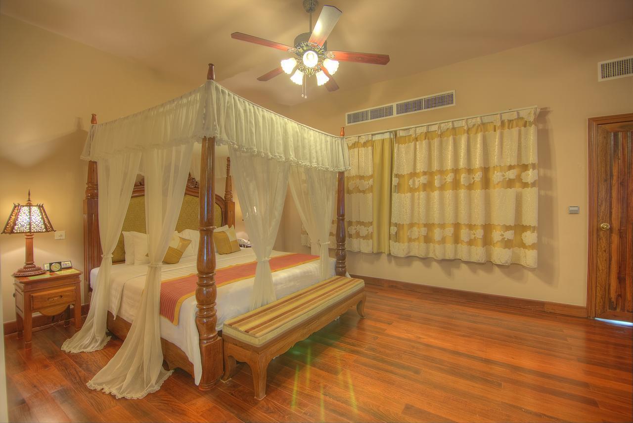 Bayon Era Hotel Siem Reap Luaran gambar