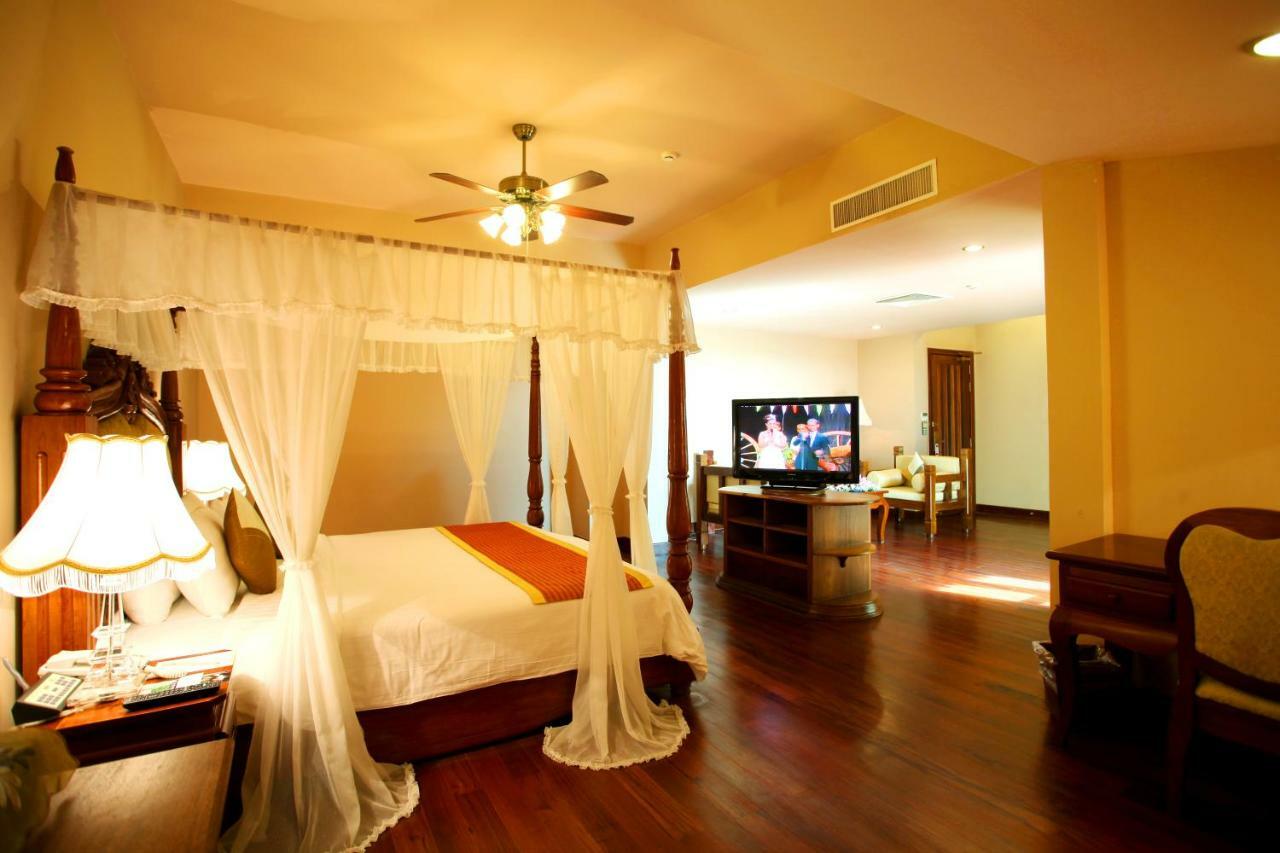 Bayon Era Hotel Siem Reap Luaran gambar