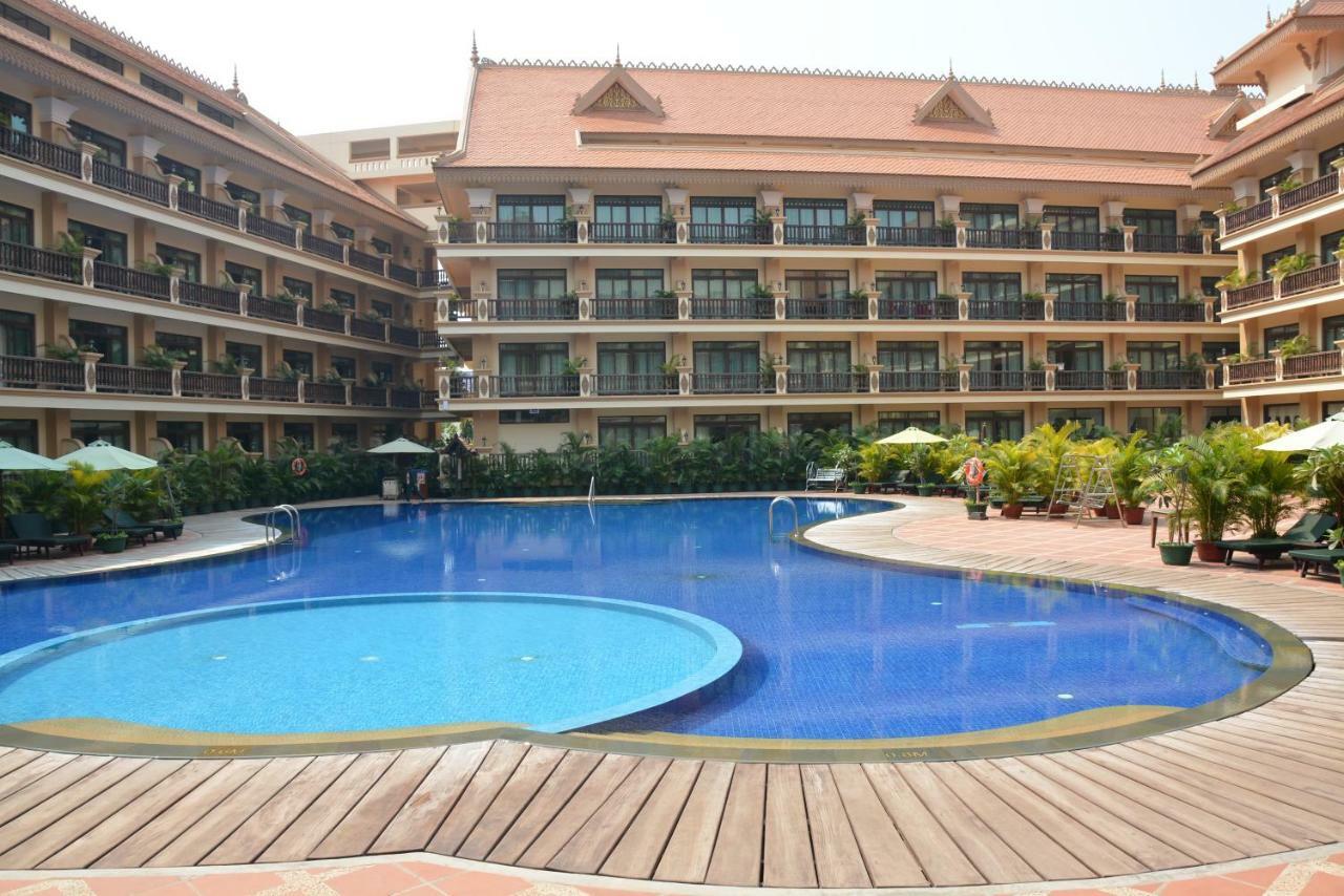Bayon Era Hotel Siem Reap Luaran gambar